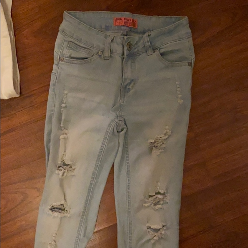 Ight blue ripped jeans